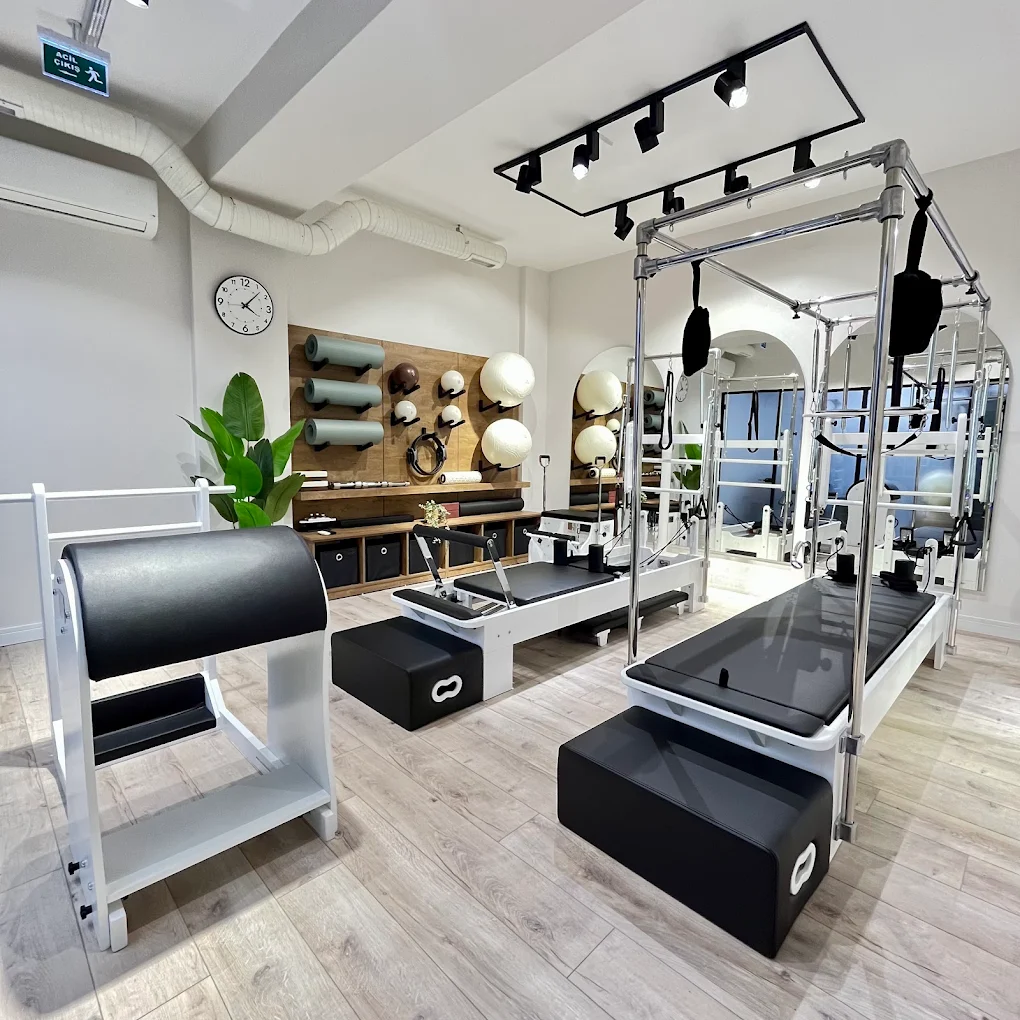 Focus On Momentum reformer pilates stüdyosu